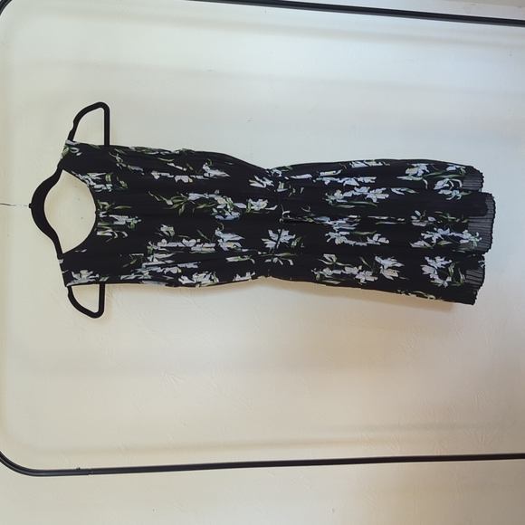 Banana Republic Crinkle Chiffon floral Short Dress NWT - Picture 2 of 6